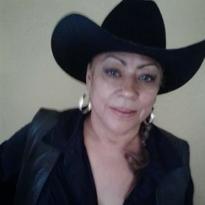 Meet your Posher, Marylou